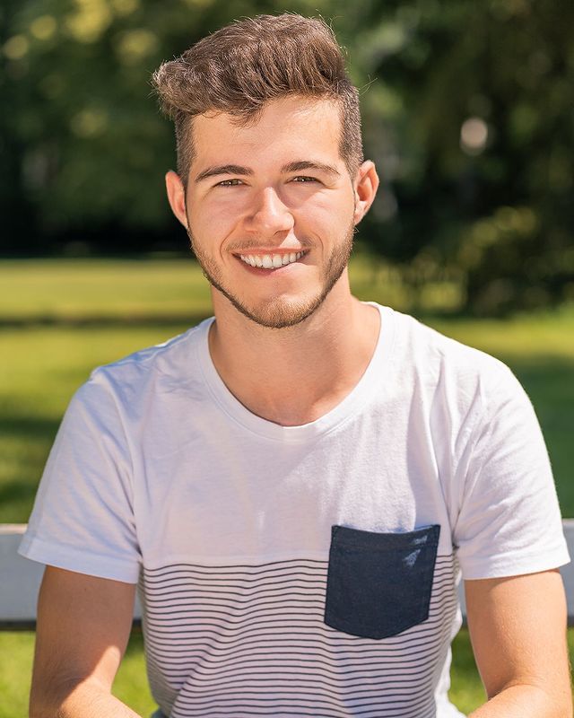 Lukas, Digital Strategist